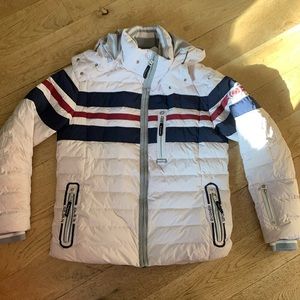 Bogner Cosmopolitan sport size US 42. Pink, Red, Blue